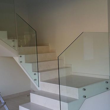 Deco-Vidre escaleras con barandilla de vidrio